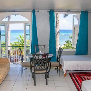 Appartement Malibu Ocean View Studio à Montego Bay Exterior photo