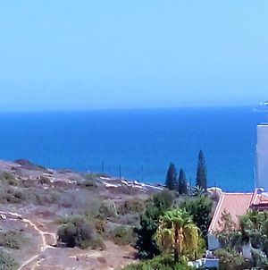 1 Bedroom Apartment With A Magnificent Sea View Limassol Exterior photo