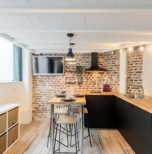 Lille Centre - Beautiful Atypical Apartment Freshly Renovated Exterior photo
