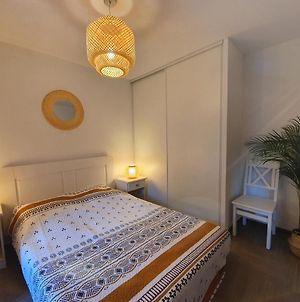 Appartement Charme de Provence - Piscine&Climatisation à Gréoux-les-Bains Exterior photo