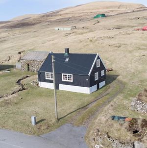 Villa The Real Faroese Experience à Skalavik Exterior photo