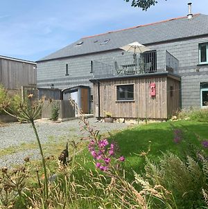 Appartement Countryside Retreat In Ancient Stone Barn à Launceston Exterior photo