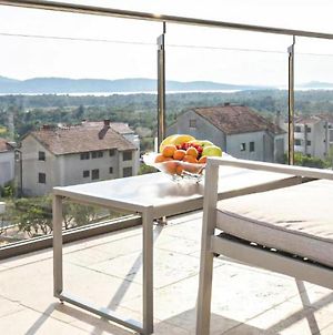 Stunning Apartment In Sibenik With Wifi And 3 Bedrooms Exterior photo