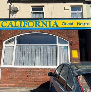 California Guest House Blackpool Exterior photo
