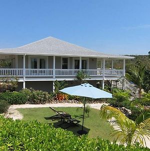 Sunset Villas By Eleuthera Vacation Rentals Governor S Harbour Exterior photo