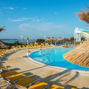 Bungalow de 2 chambres avec piscine partagee terrasse amenagee et wifi a Lattes a 3 km de la plage Exterior photo