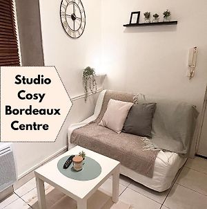Appartement Studio Cosy au sein du triangle d'or de Bordeaux Exterior photo
