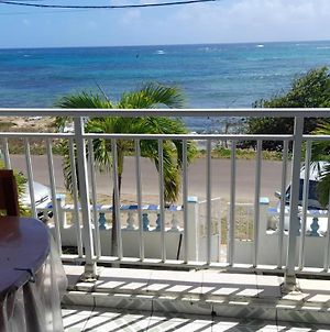 Appartement Studio avec vue sur la mer balcon et wifi a Capesterre de Marie Galante à Beauséjour Exterior photo