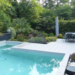Villa d’archi. piscine privée en écrin de verdure Mérignac Exterior photo