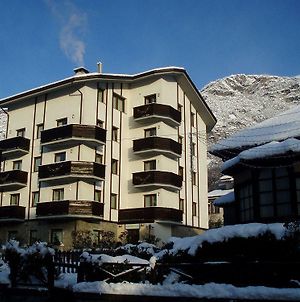 Hotel Au Soleil Saint-Vincent Exterior photo