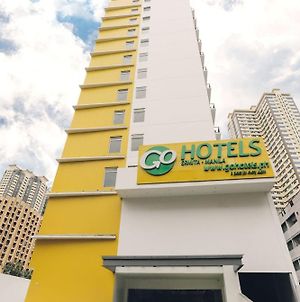 Go Hotels Ermita Manille Exterior photo