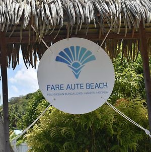 Hôtel Fare Aute Beach à Vaianae Exterior photo