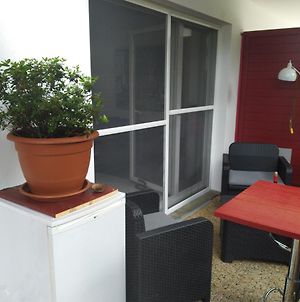 Appartement T2 centre-ville Proche Bidart et Guétary à Ahetze Exterior photo