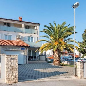 Appartement Summer House Pula Exterior photo