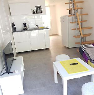 Appartement Studio équipé à proximité de la plage à Villeneuve-lès-Maguelone Exterior photo