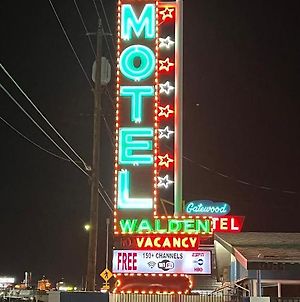 Walden Motel Las Vegas Exterior photo