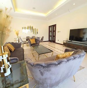 Stay Here Holiday Homes - Palm Jumeirah Beachfront Villa 5 Bedroom With Private Pool Dubaï Exterior photo