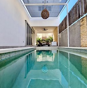 Modern Villa Rutelena +Good Location+Pool+Ac+Sleeps 12 Playa del Carmen Exterior photo