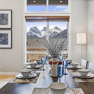 Villa Brand New - Gorgeous Spring Creek Penthouse à Canmore Exterior photo