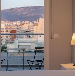 Appartement Sunny Penthouse W/ Acropolis View Next To Metro à Athènes Exterior photo
