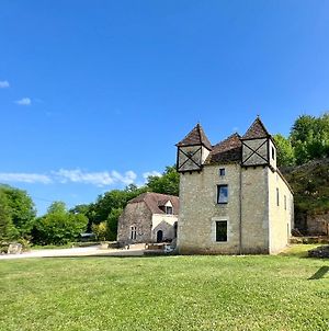 Le gîte du Moulin de la Garrigue Champagnac  Exterior photo