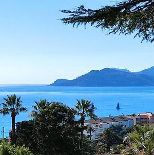 Appartement Studio cabine vue mer, piscine panoramique, parking couvert à Cannes Exterior photo
