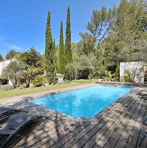 Maison spacieuse en pleine campagne avec terrasse jardin et piscine Fuveau Exterior photo