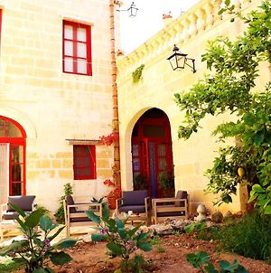Il-Bàrraġ Farmhouse B&B - Gozo Traditional Hospitality In-In-Nadur Exterior photo