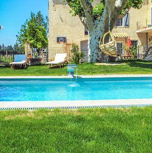 Awesome Apartment In Avignon With Wifi, Outdoor Swimming Pool And Heated Swimming Pool Exterior photo