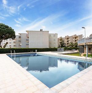 Stunning Apartment In Cambrils With Outdoor Swimming Pool, Wifi And 1 Bedrooms Exterior photo