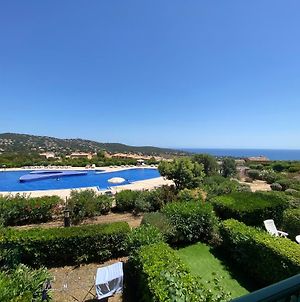 Appartement Appart. vue mer avec piscine - Golfe de St Tropez à Les Issambres Exterior photo
