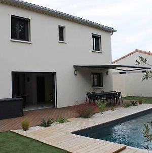 Villa moderne climatisée avec piscine privée Rochefort-du-Gard Exterior photo