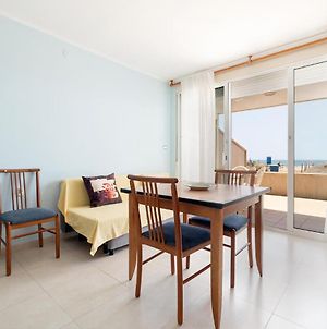 Appartement Apartamento Denis Playa 1 à Castelldefels Exterior photo