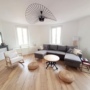 Appartement rénové de 2 chambres pour 6 personnes Saint-Nazaire  Exterior photo