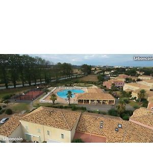 Villa agréable avec jardin et piscines Béziers Exterior photo
