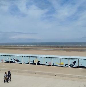 Magnifique Vue mer pour ce T2 totalement rénové ! Dunkirk Exterior photo