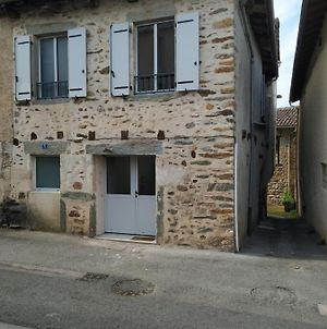 Villa maison à l'angle du Cantal du Lot et de l'Aveyron à Saint-Constant Exterior photo