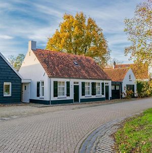 Villa Hemels Helleke à Oosterhout  Exterior photo