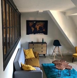 Appartement atypique au centre de Chambéry Exterior photo