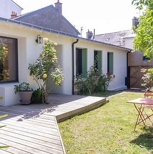 Charmante maison de plain-pied et son jardin fleuri Nantes Exterior photo