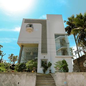 Hôtel White Pearl Residency à Pondichéry Exterior photo