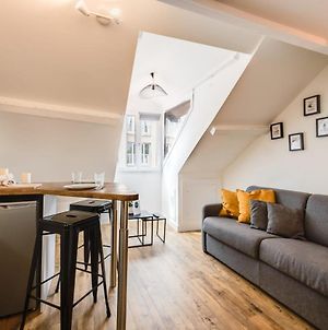 Appartement Le Saphir - Joli Studio en plein centre ville avec Climatisation à Annecy Exterior photo