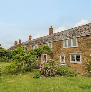 Villa Priors Mead à Banbury Exterior photo