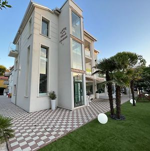 Villa Liliana Cervia Exterior photo