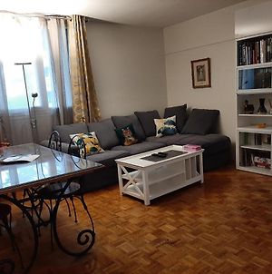 2 Bedrooms Apartment With Parking Paris Neuilly Exterior photo