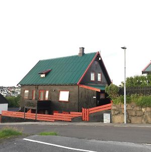 Cozy Apartment In Torshavn, Faroe Island With Free Parking. Exterior photo