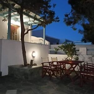 Villa Paros Seaside Experience à Alikí Exterior photo