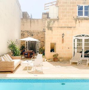 Villa 'L'Artiste' farmhouse Gozo à Xagħra Exterior photo