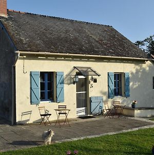 Villa Le Champcery à Issy-l'Eveque Exterior photo