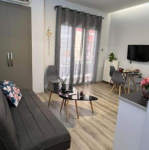 Appartement Sweet & Modern Flat At The Center Of Athènes Exterior photo